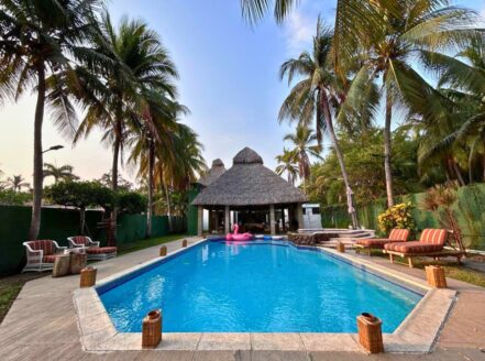 Casa Palmeras Chulamar – Casa Frente al Mar en Guatemala Para Vacaciones De Lujo
