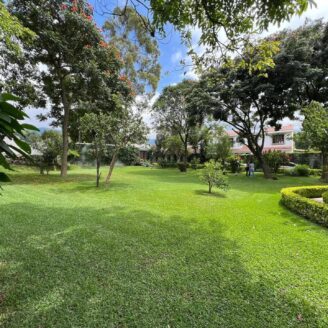 Terreno en Venta en Condominio San Pedro Las Huertas A 10 Minutos del Casco de Antigua Guatemala de 3,600 varas²