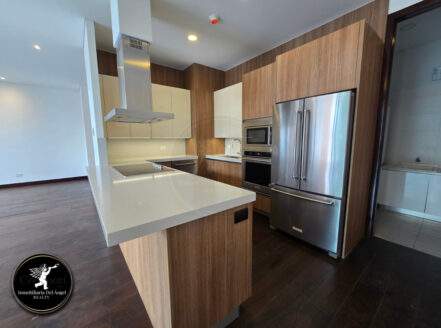 Echo Torre I (158 m Nivel Alto) – Apartamento con Terraza en Venta o Renta en Zona 14
