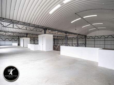 Ofibodega Industrial en Venta en Zona 4 de Villa Nueva, Cerca de la VAS