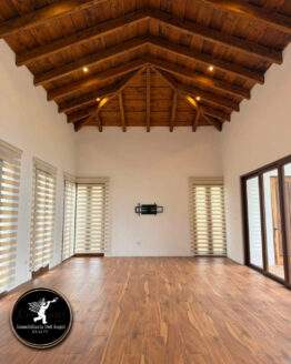 Santa Delfina – Casa de Esquina en Venta para Estrenar, Antigua Guatemala
