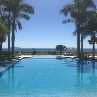 Casa en venta con vista panorámicas al mar, Monterrico