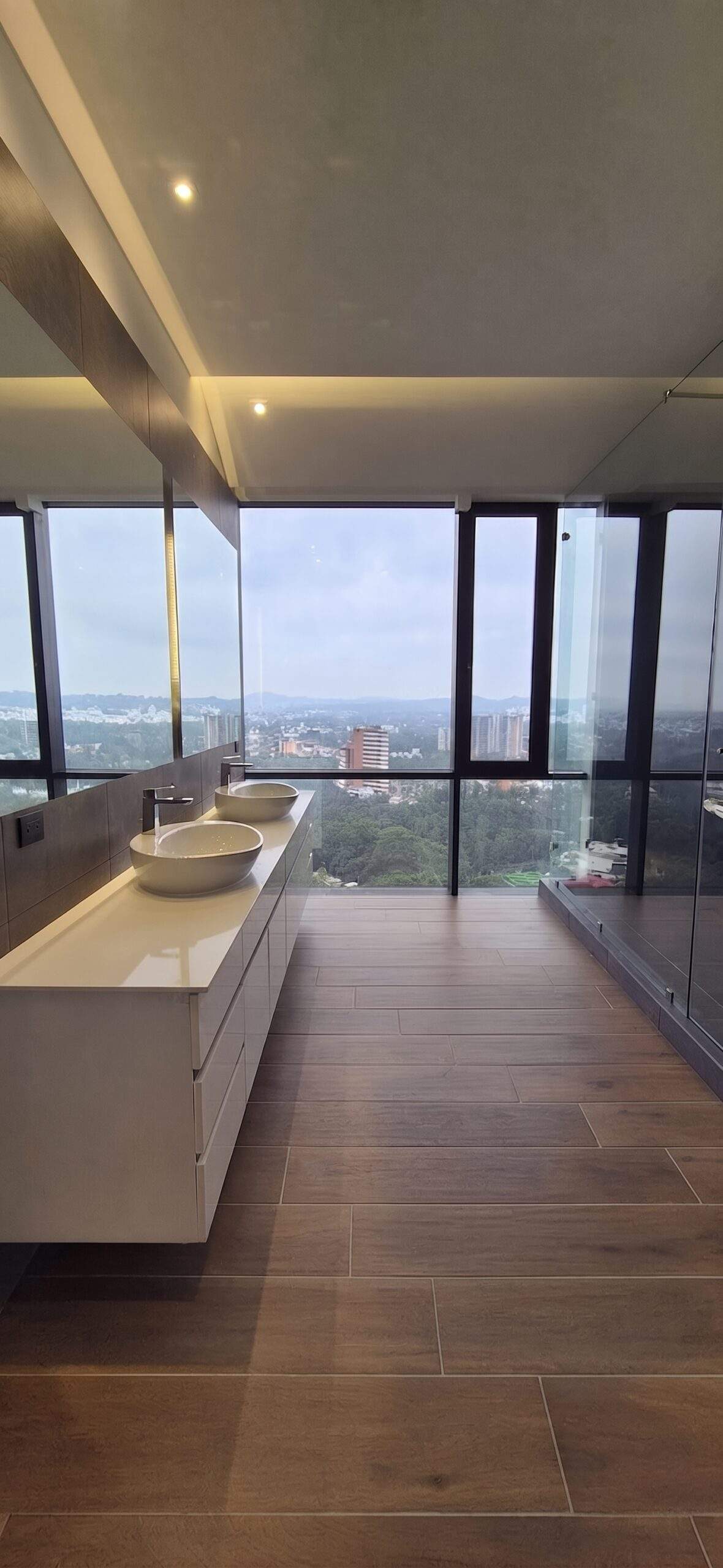 Condominio Milenia – Penthouse de Lujo en Venta Oakland, Zona 10 - Miniatura 15