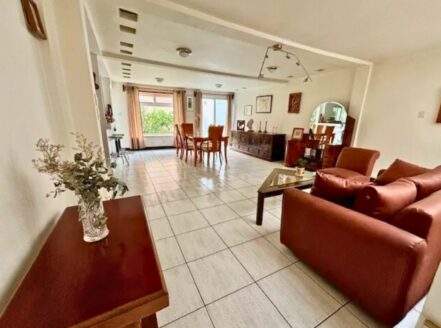 Residencial Los Alpes – Residencia en Venta, San Lucas Sacatepéquez