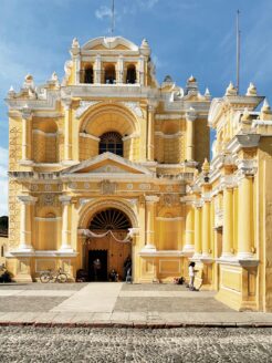 Terreno en renta en Antigua Guatemala – Ubicación premium, 10,612 varas